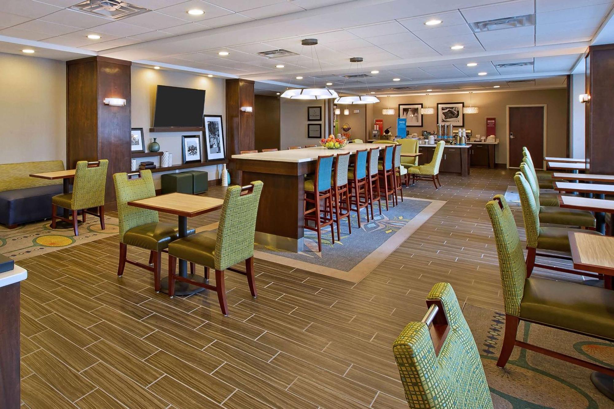 Hampton Inn By Hilton West Bloomfield Novi Фармингтон-Хиллз Экстерьер фото