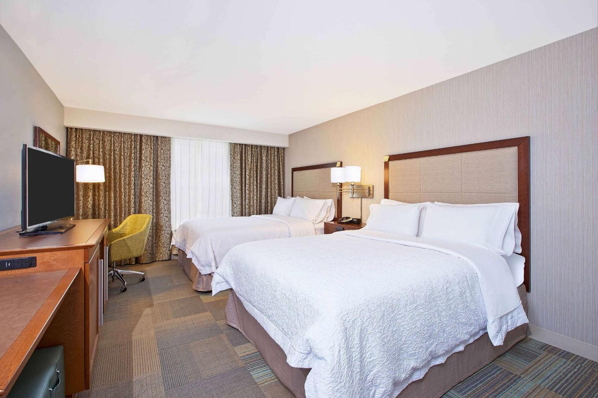 Hampton Inn By Hilton West Bloomfield Novi Фармингтон-Хиллз Экстерьер фото